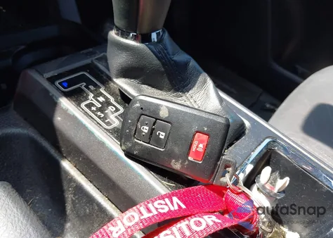 2019 Toyota Tacoma Trd Sport z USA, uszkodzony, nr VIN 3TMBZ5DN1KM023093